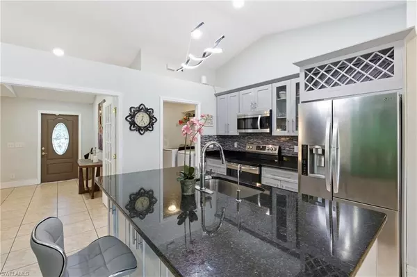 Cape Coral, FL 33909,1206 NE 5th AVE