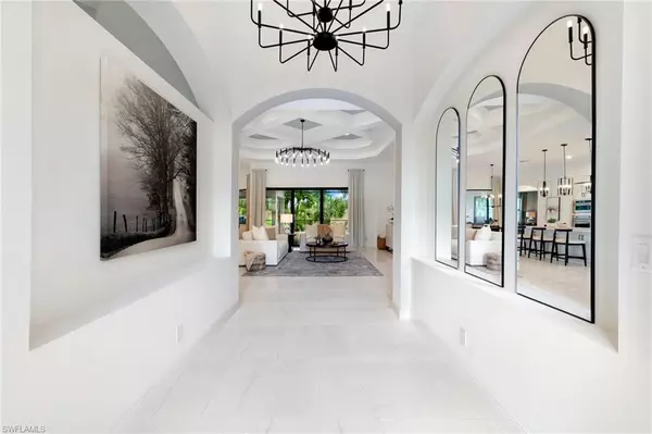 Fort Myers, FL 33908,6851 Lakewood Isle DR