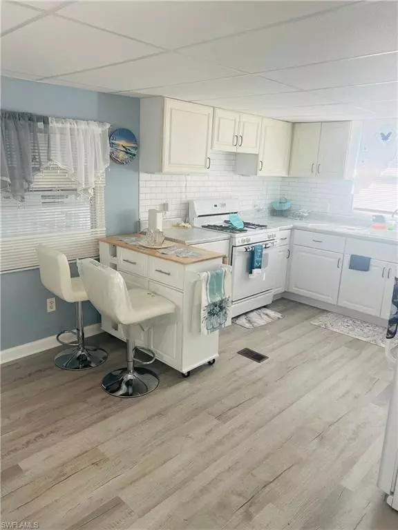 Naples, FL 34114,471 Palm DR #310