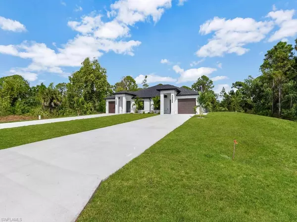 Lehigh Acres, FL 33973,4956/4958 LEONARD BLVD S