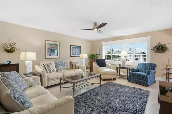 855 Ketch DR #305, Naples, FL 34103