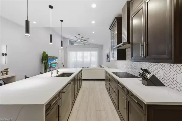 Naples, FL 34108,711 91st AVE N