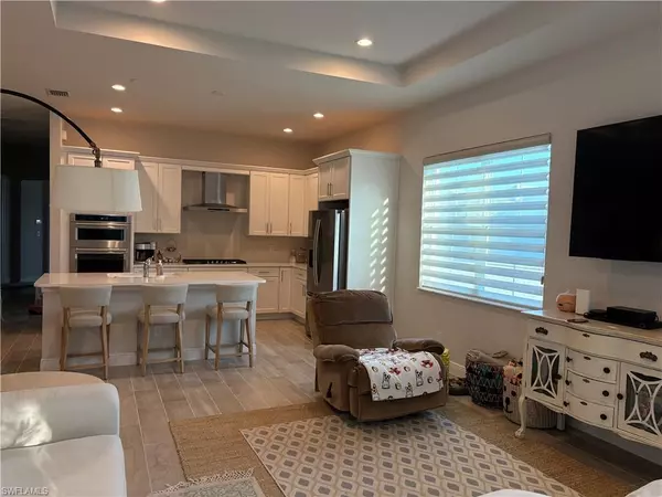 Naples, FL 34114,9095 Saint Lucia DR