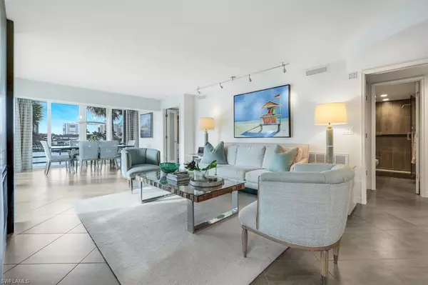 Naples, FL 34103,355 Park Shore DR #1-134