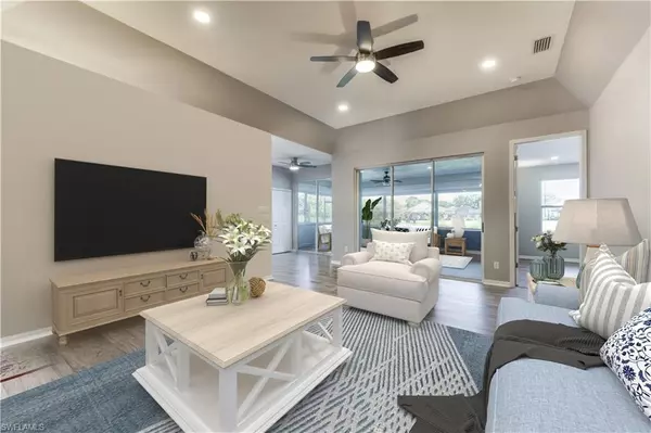 Estero, FL 33967,8521 Fairway Bend