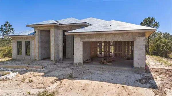 3832 52nd AVE NE, Naples, FL 34120