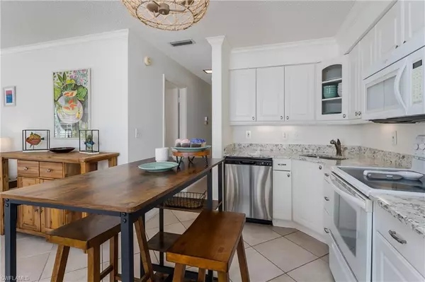 Marco Island, FL 34145,1215 Edington PL #O5