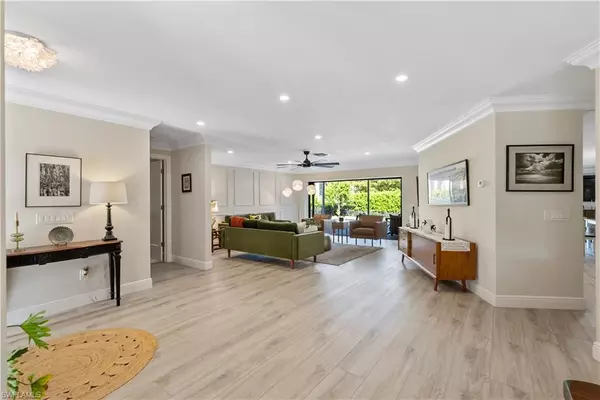 Naples, FL 34103,517 Parkwood LN