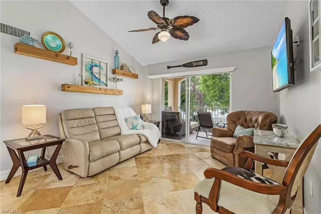 Naples, FL 34104,1180 Wildwood Lakes BLVD #208