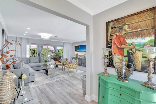 Marco Island, FL 34145,1350 Waikiki CT