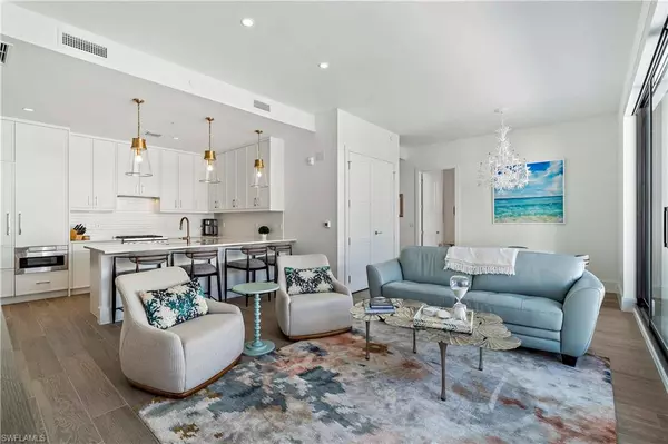 Naples, FL 34102,850 Central AVE #310