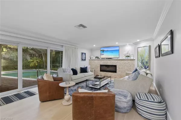 Naples, FL 34103,635 Fountainhead LN