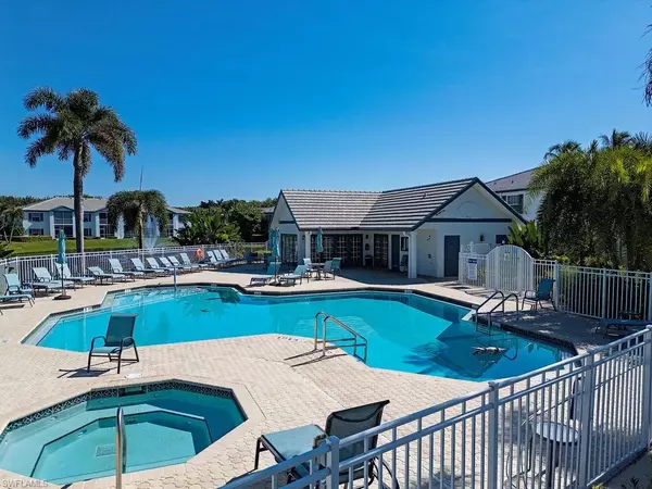 Naples, FL 34108,823 Tanbark DR #204