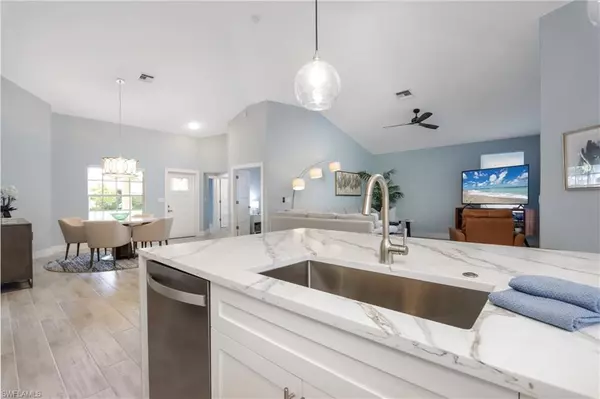 Naples, FL 34110,1511 Whispering Oaks CIR