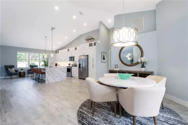 Naples, FL 34110,1511 Whispering Oaks CIR