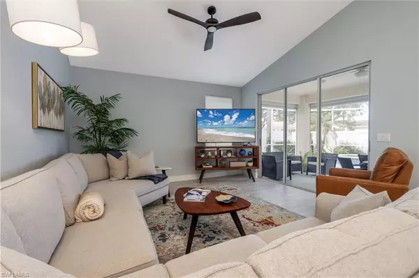 Naples, FL 34110,1511 Whispering Oaks CIR