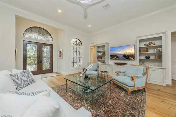 Naples, FL 34104,1007 Tivoli DR