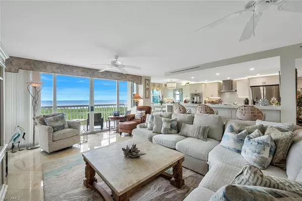 Naples, FL 34108,6573 Marissa LOOP #1704