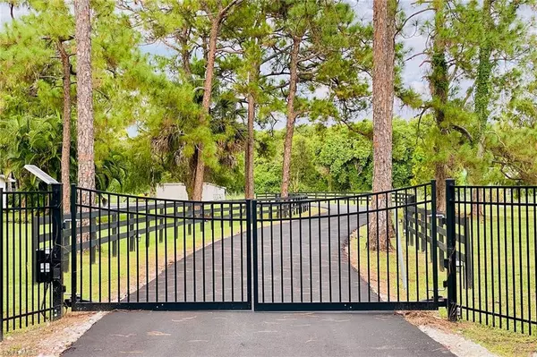 Naples, FL 34104,971 San Marcos BLVD