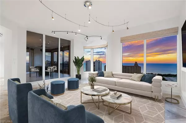 8787 Bay Colony DR #2004/2005, Naples, FL 34108