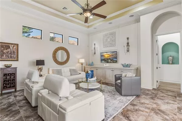 Naples, FL 34113,7749 Classics DR