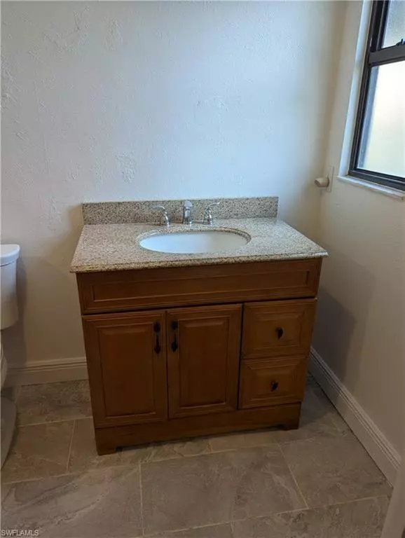 Naples, FL 34112,997 Charlemagne BLVD