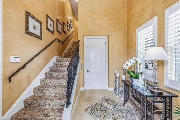 Naples, FL 34119,537 Avellino Isles CIR #201