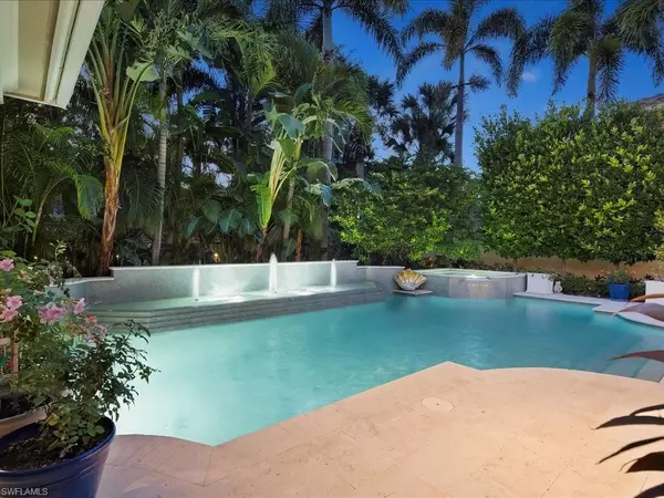 Naples, FL 34109,9009 Terranova DR