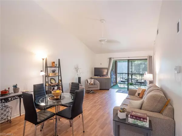 5857 Rattlesnake Hamm RD #204, Naples, FL 34113