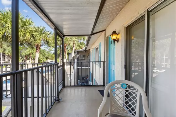 Naples, FL 34112,4210 Looking Glass LN #4210