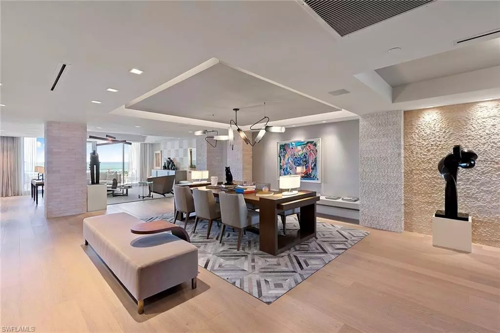 Naples, FL 34108,6897 Grenadier BLVD #902