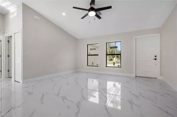 Naples, FL 34120,436 41st Ave NE