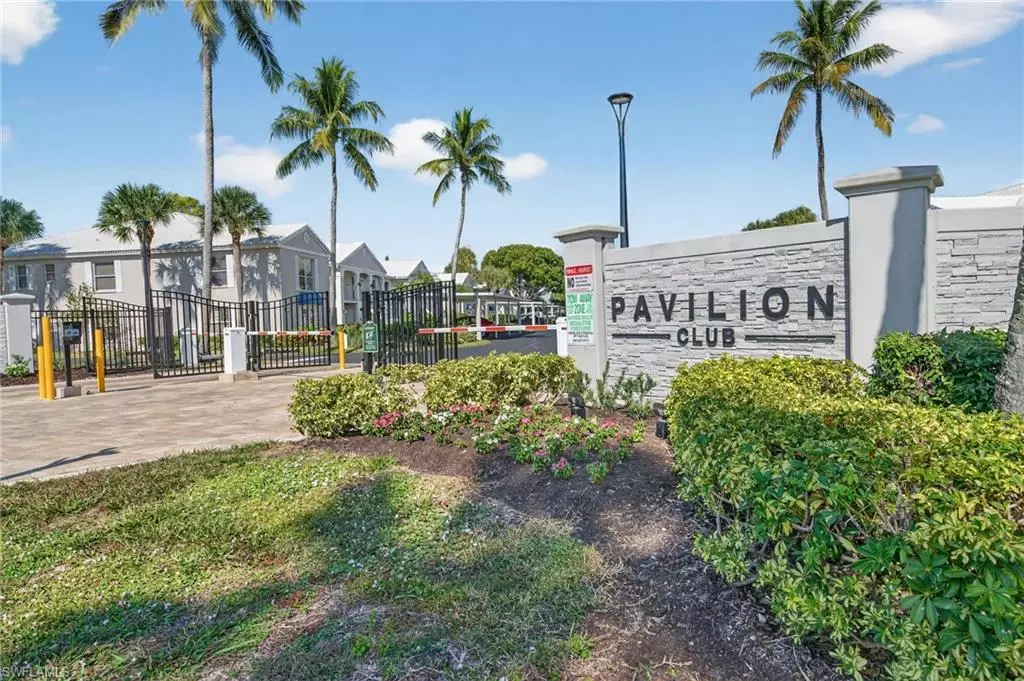 Naples, FL 34108,821 Gulf Pavilion DR #206