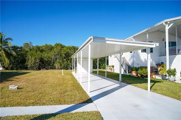 Naples, FL 34110,777 Walkerbilt (Lot 29) RD