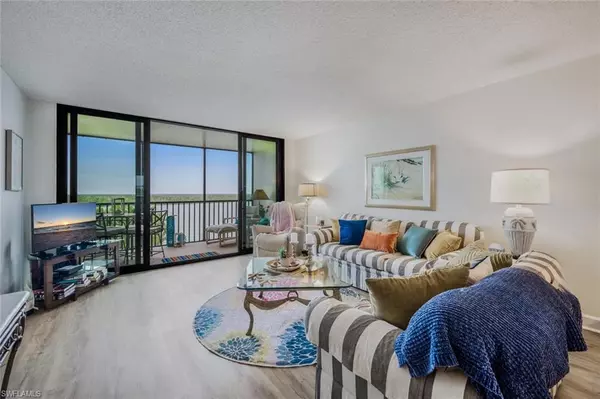 Fort Myers Beach, FL 33931,4203 Bay Beach LN #4E