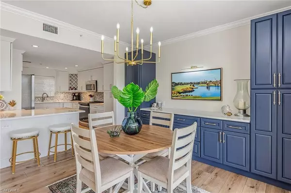 782 Eagle Creek DR #102, Naples, FL 34113