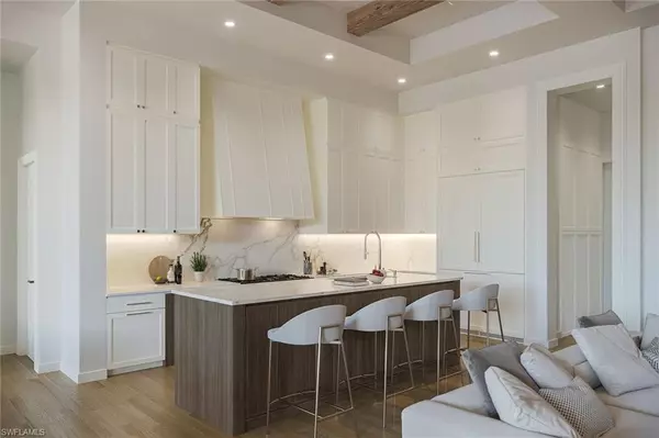 Naples, FL 34102,1566 Curlew AVE