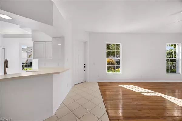 Naples, FL 34109,1835 Seville BLVD #711