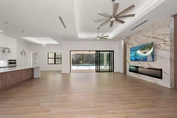 Naples, FL 34119,5080 Hickory Wood DR