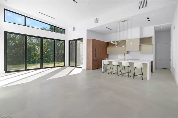 Naples, FL 34117,4070 24th AVE SE