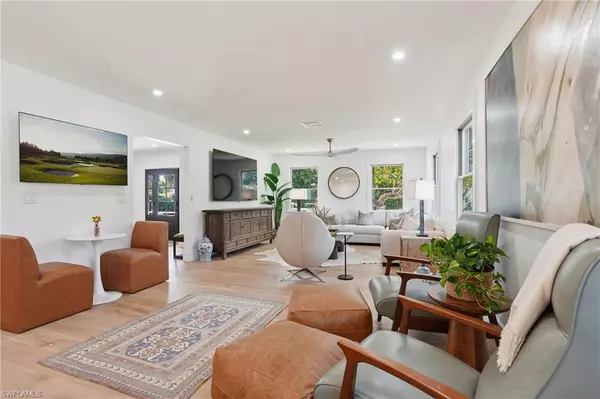 Naples, FL 34109,6260 Waxmyrtle WAY