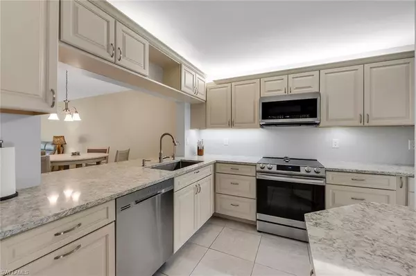 Naples, FL 34113,236 Pebble Beach CIR #A102