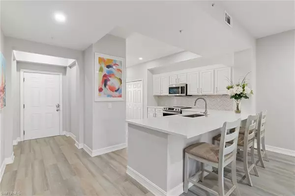 Estero, FL 33928,20930 Island Sound CIR #203