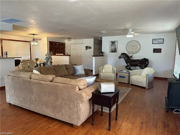 Naples, FL 34120,545 9th ST NW