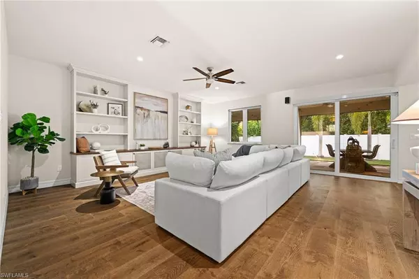 Naples, FL 34103,2499 10th ST N