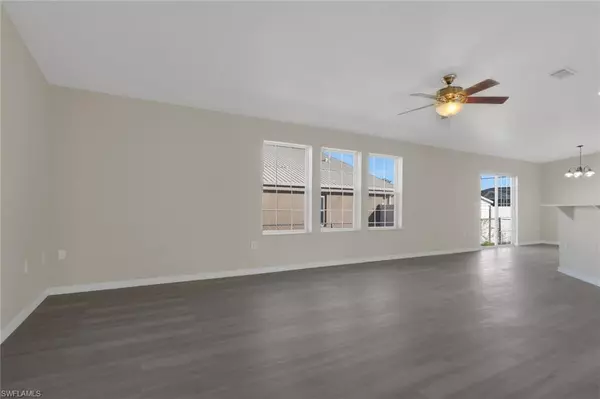 Port Charlotte, FL 33954,514 Moon ST