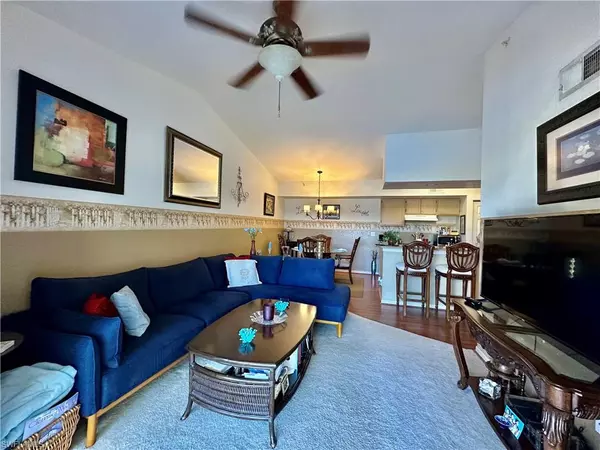 Naples, FL 34109,4700 Saint Croix LN #335