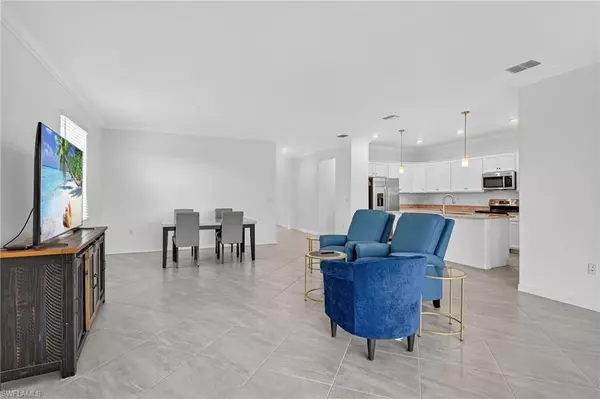 Naples, FL 34120,2126 Hamlin ST