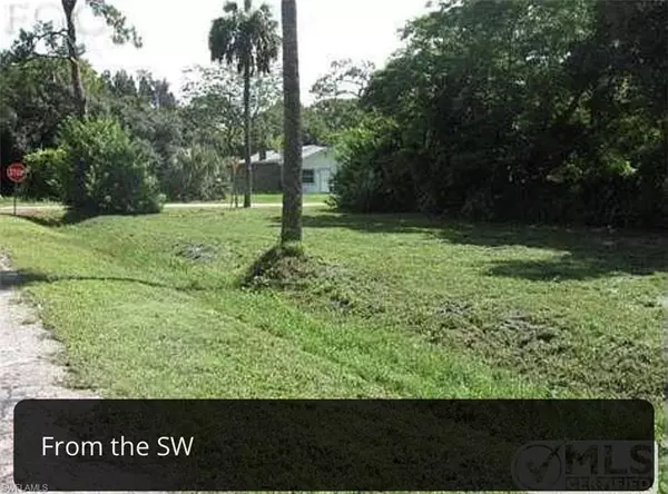 North Fort Myers, FL 33917,248 Lowell AVE