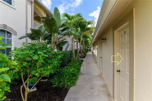 Naples, FL 34114,350 Newport DR #1907